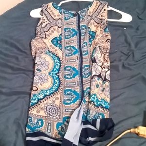 COPY - Cute sleeveless dress shirt